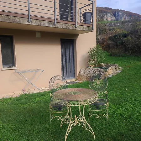 A La Campagne Appartement *